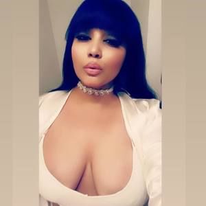 Meet your Posher, Crystal